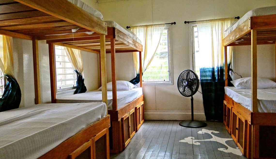 8 bedroom hostel belize