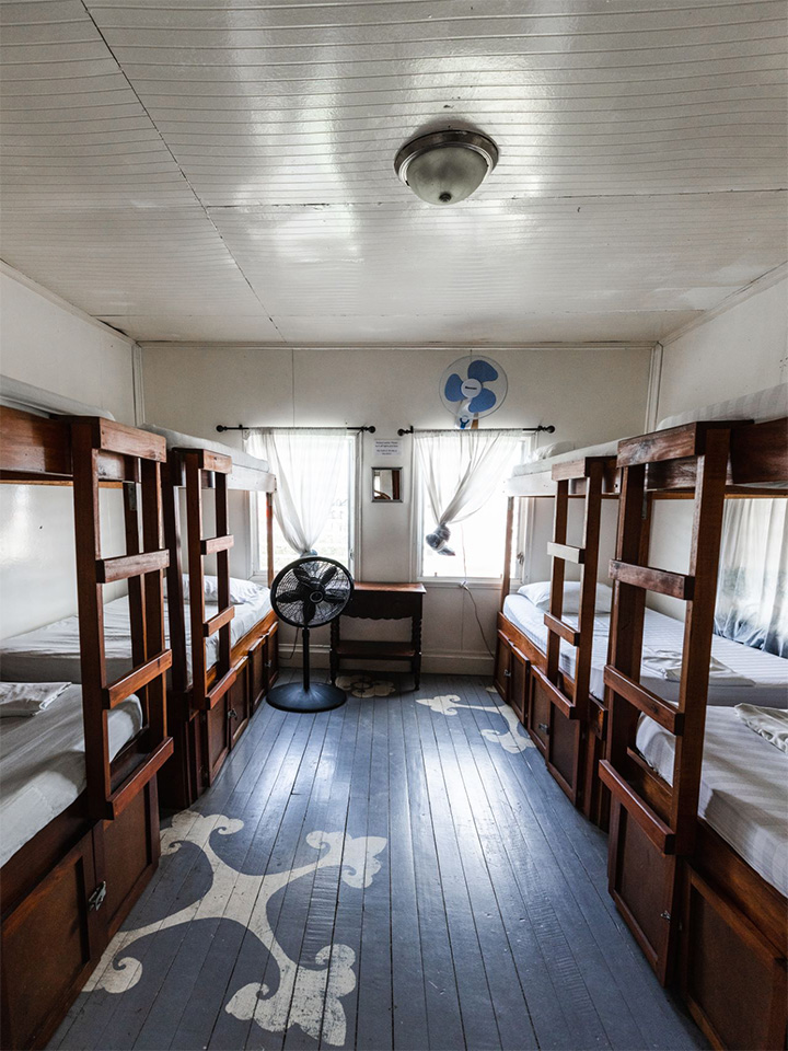 8 Bed Dorm – The Old House Hostel